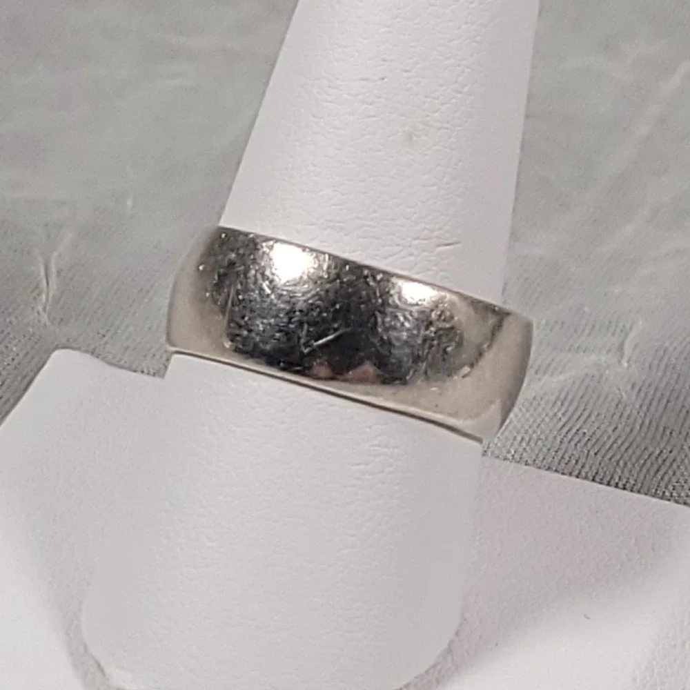 Mexico Sterling Silver Wedding Band Ring Unisex Size 9.75 Silver 7.5mm Dome Band